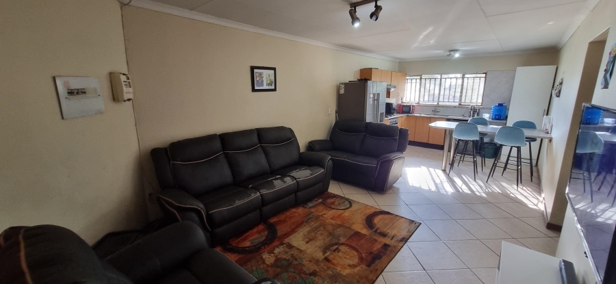 To Let 2 Bedroom Property for Rent in Brits North West